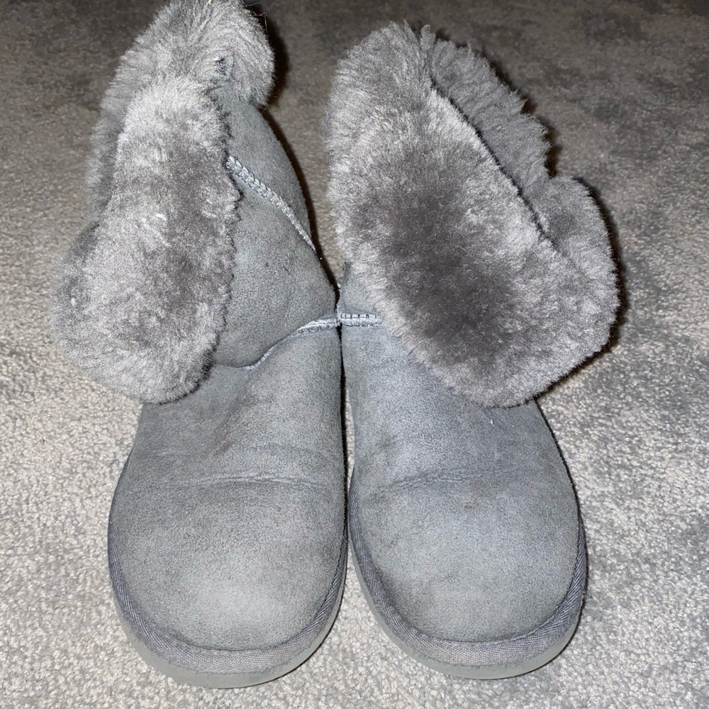 Bailey Button Uggs - image 1